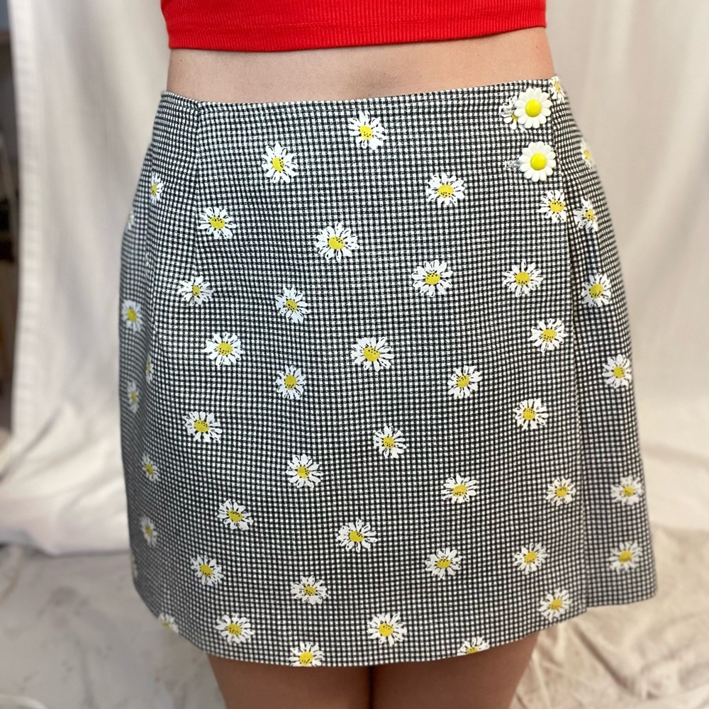 Vintage 90s Daisy Wrap Mini Skirt